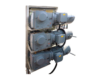 進(jìn)口電機(jī)三傳動